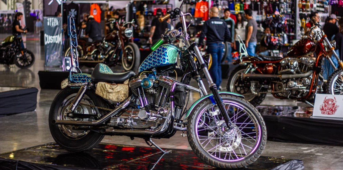 Motociclistas durante el FICMOTO 2026 en Puebla