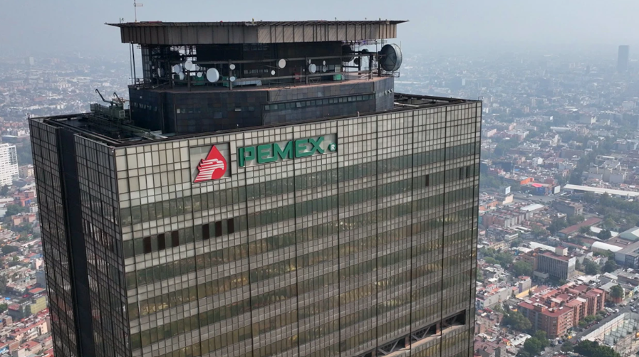 Directivos de PEMEX durante la presentación de resultados financieros.
