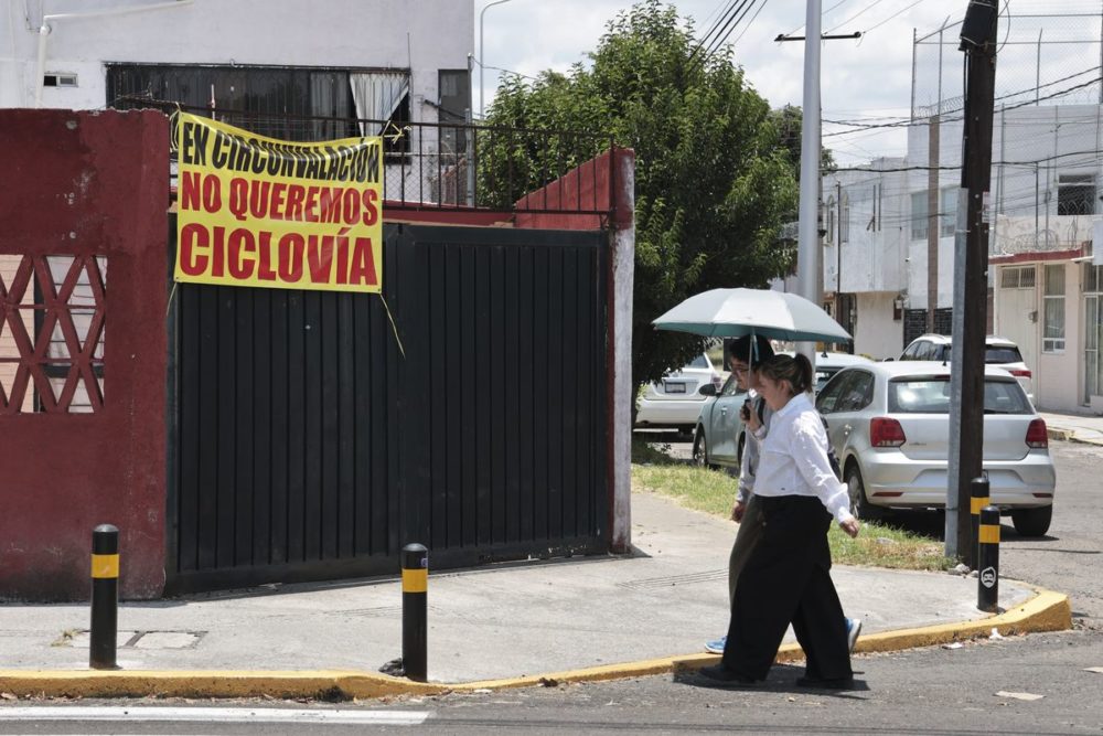 Vecinos y comerciantes protestan contra posible ciclovía en Circunvalación