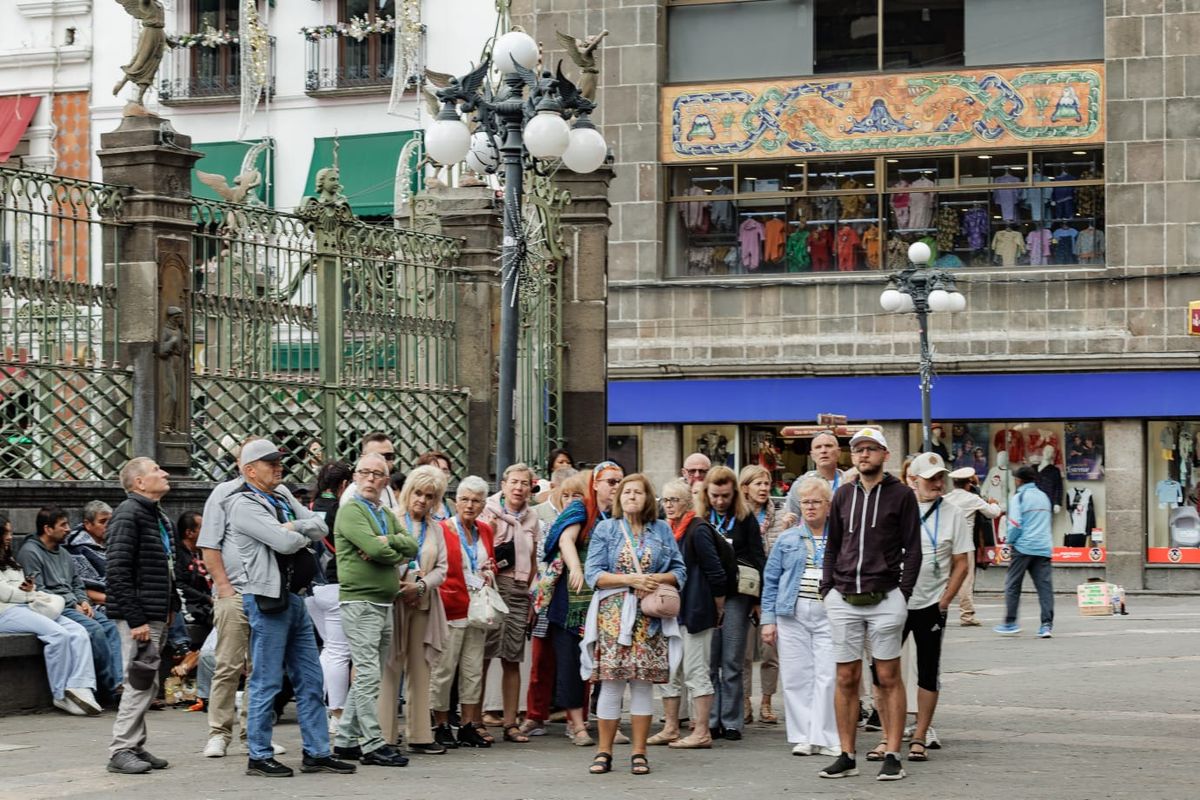 Puebla rompe récord turístico: más de 1.6 millones de visitantes pernoctaron en el primer semestre de 2026