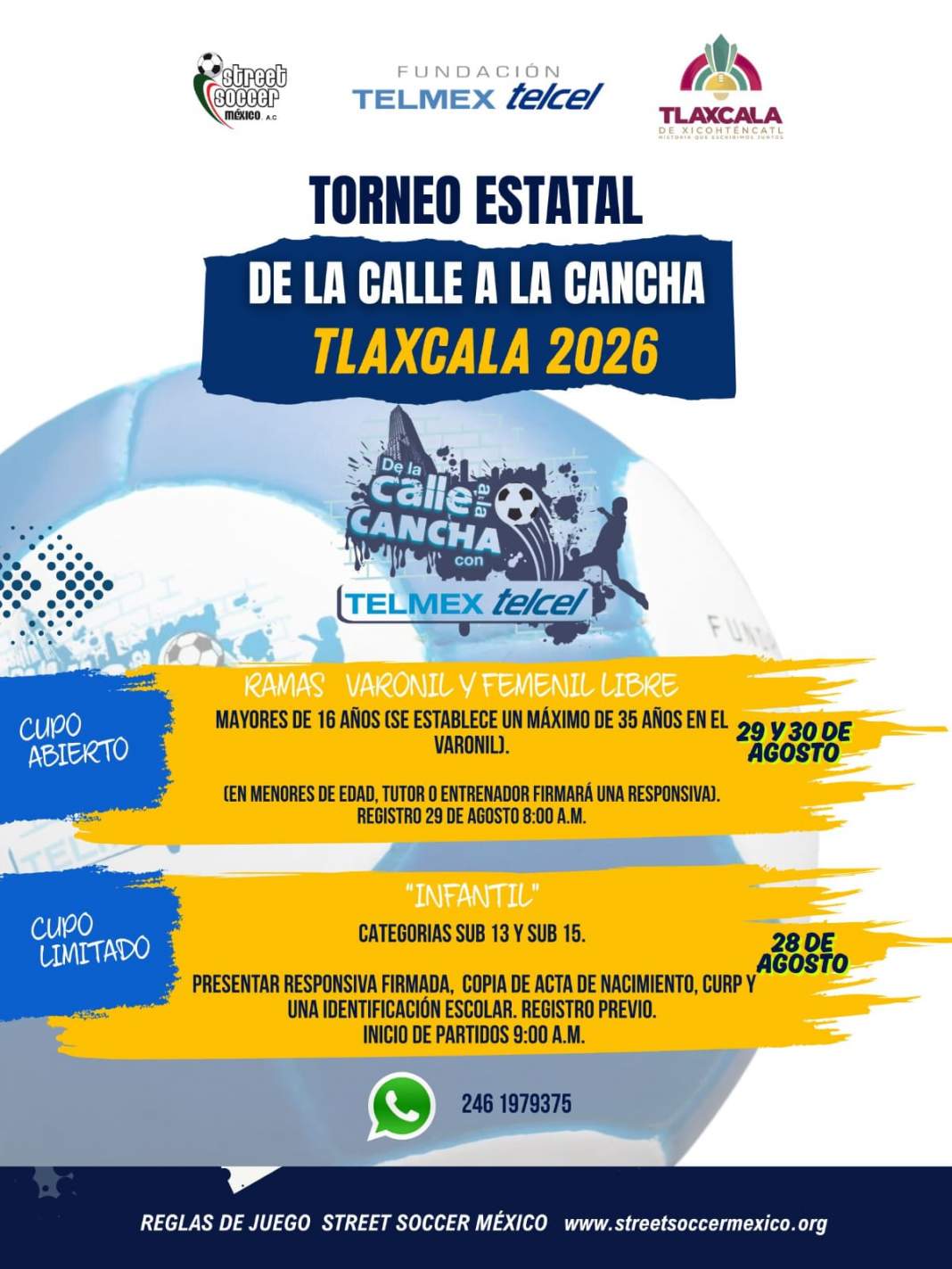 Jugadores participan en torneo de fútbol en Tlaxcala.