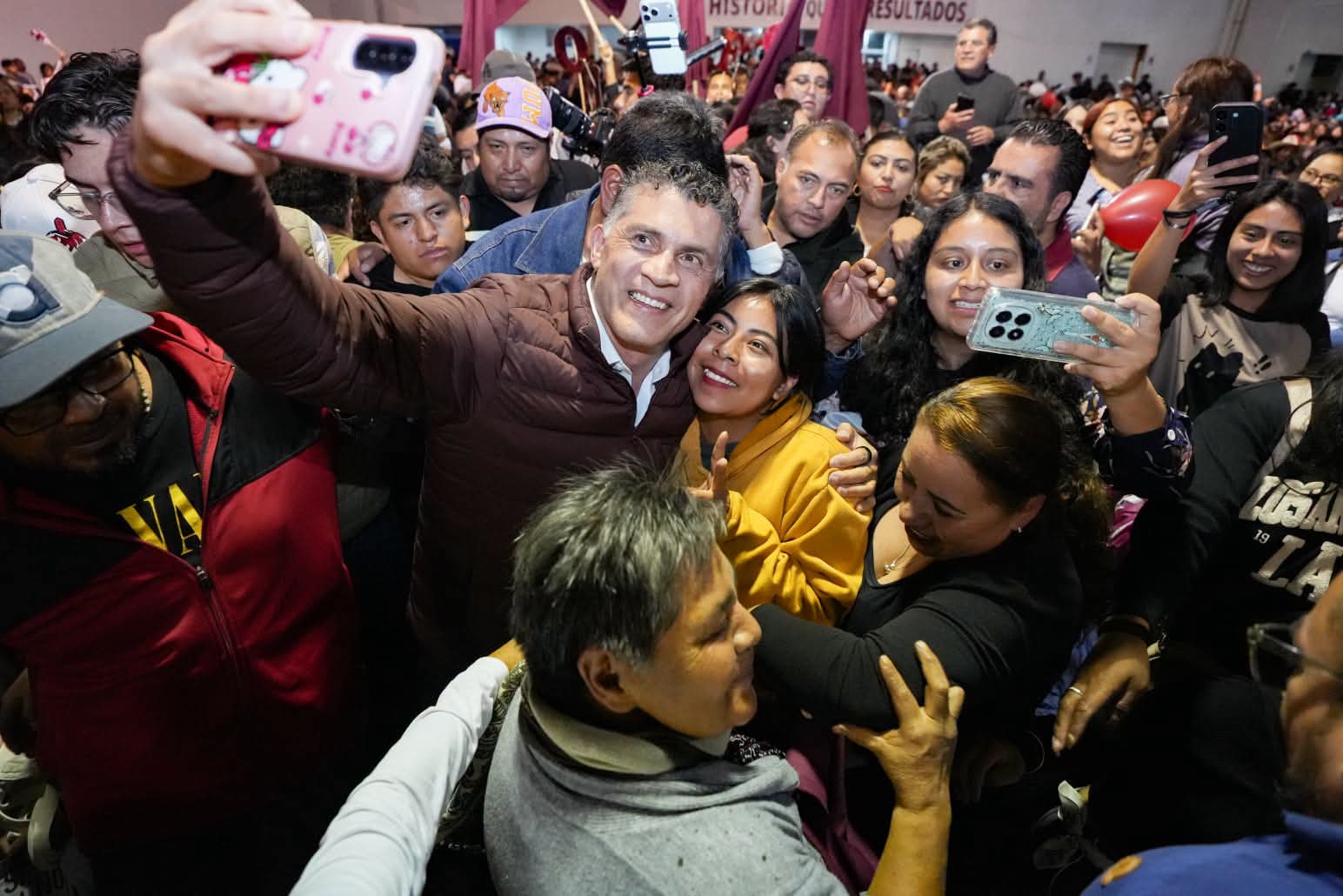 Alfonso Sánchez García encabeza asamblea en Tlaxcala, muestra unidad a Claudia Sheinbaum