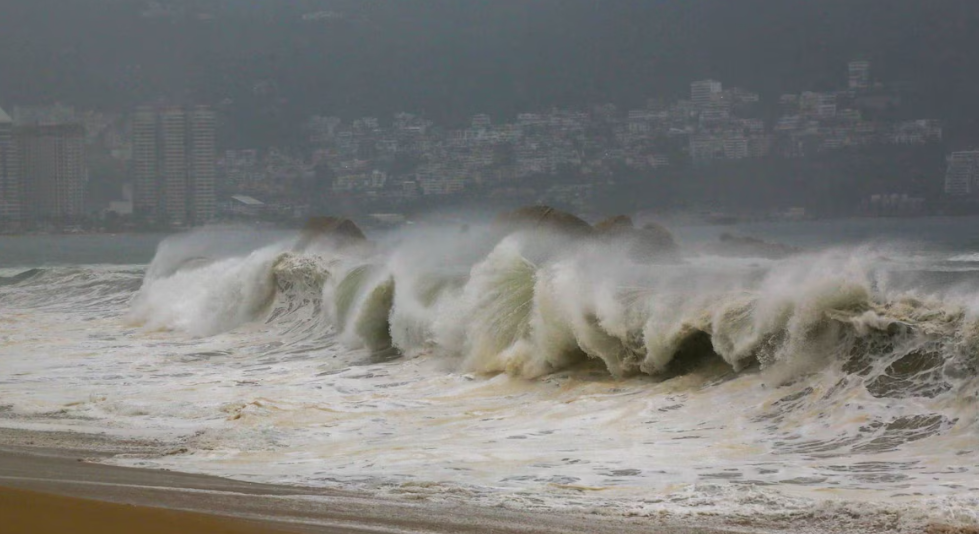 Tormenta tropical Iselle en el océano Pacífico.