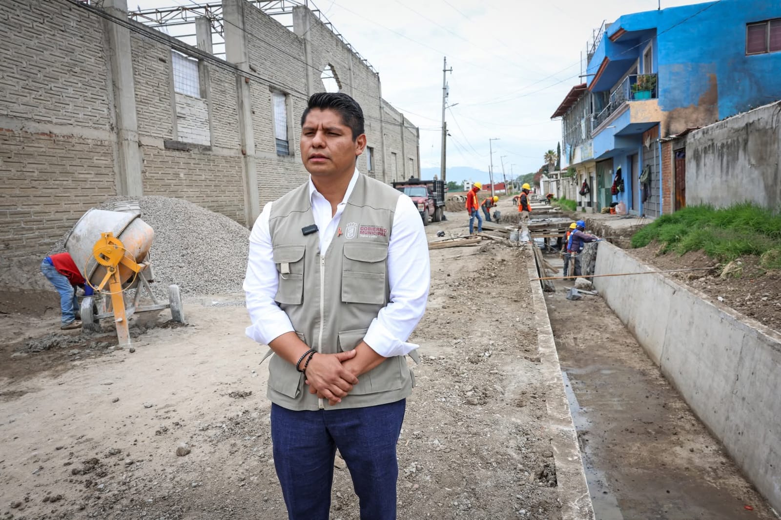 Cuautlancingo refuerza prevención ante lluvias con revestimiento de canales