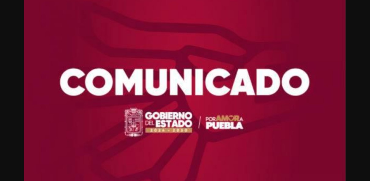 Humo durante una práctica de bomberos en un complejo de Pemex