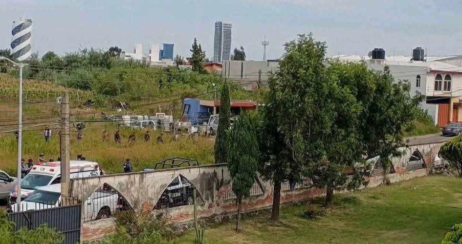 Operativo federal en San Antonio Cacalotepec termina en enfrentamiento; reportan un muerto y dos detenidos