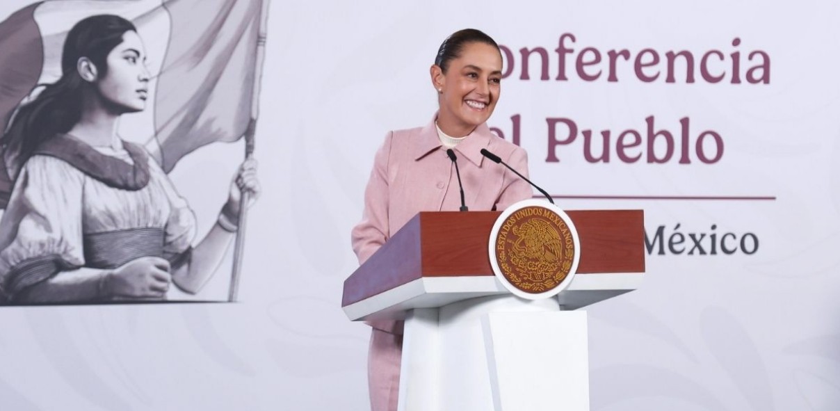 Claudia Sheinbaum durante un evento en Palacio Nacional