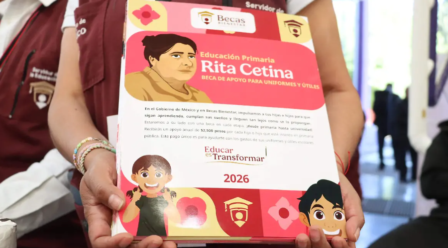 Tarjeta de la Beca Rita Cetina y calendario de pagos de agosto.