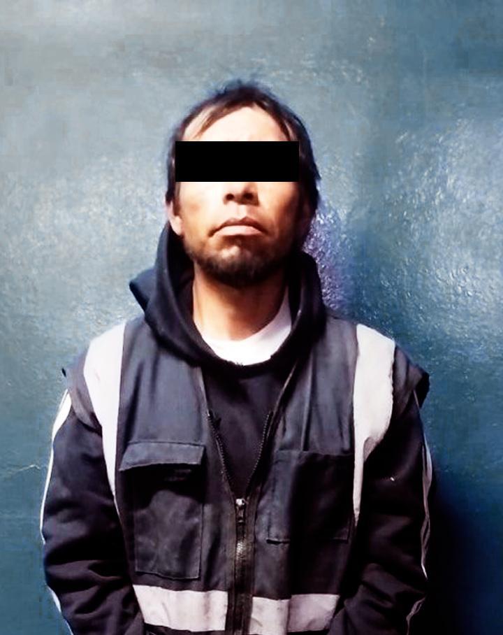 Detienen a dos hombres señalados por presunto robo a transeúnte en la México-Puebla