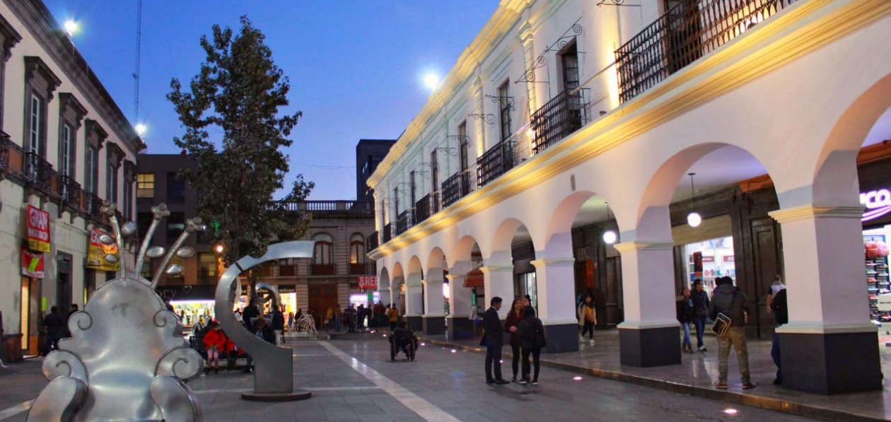 Cielo nublado sobre la ciudad de Toluca durante la temporada de lluvias.
