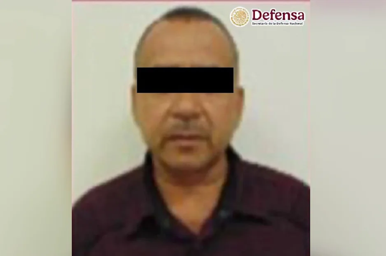 Autoridades durante operativo de seguridad en Michoacán