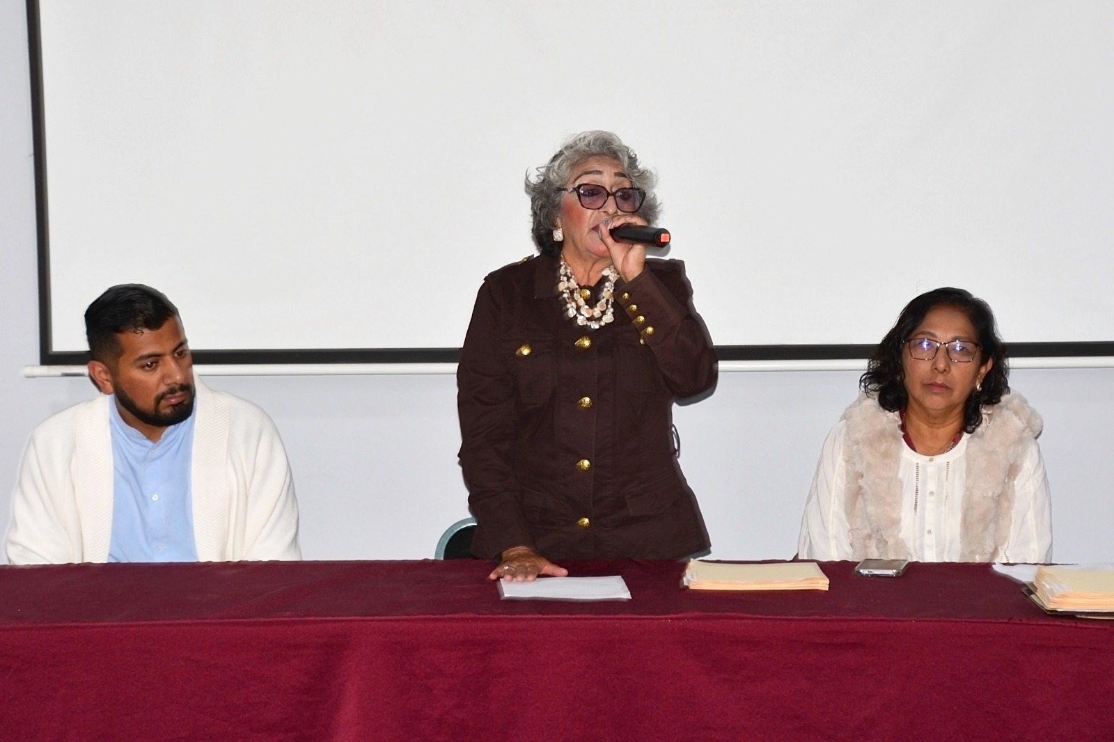 Entrega DIF Municipal resultados de ultrasonidos a 35 cholultecas