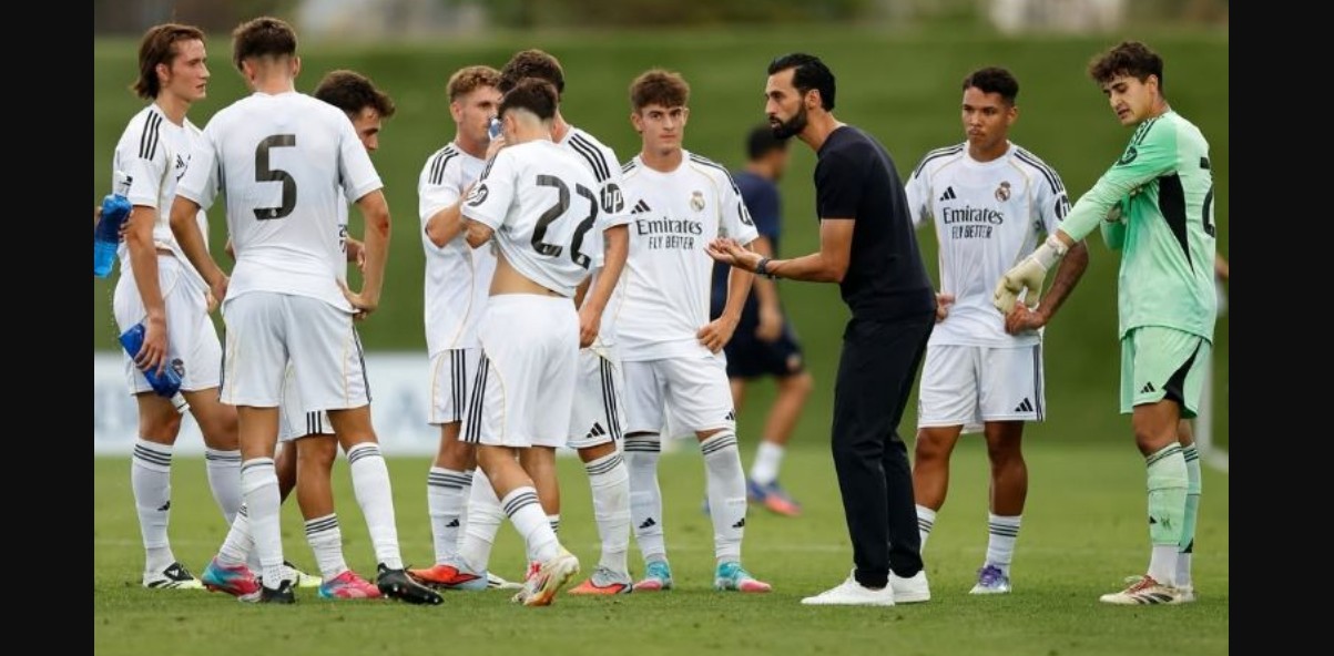 Arbeloa asume el banquillo del Real Madrid tras la destitución de Xabi Alonso