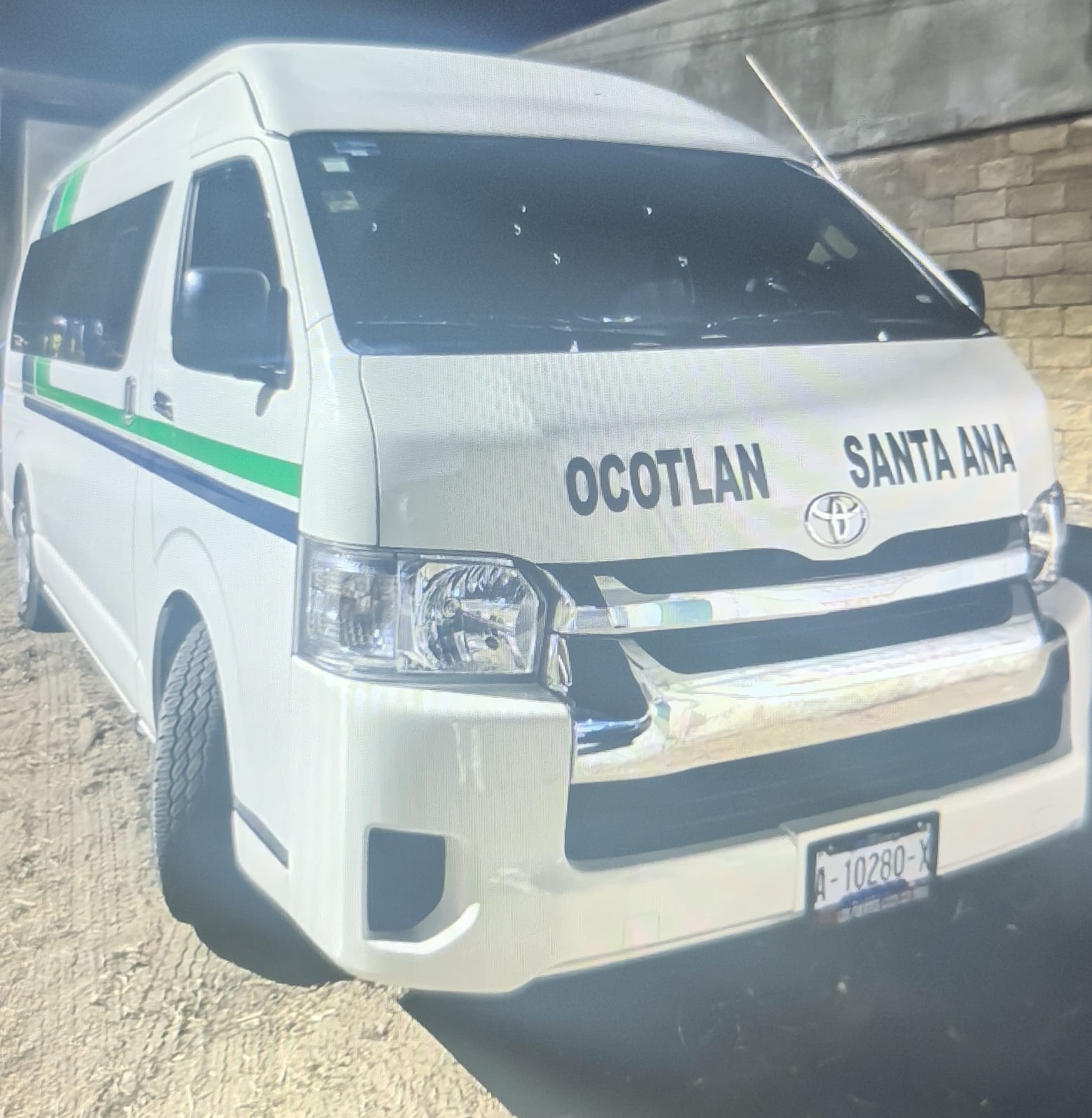 Sujetos armados despojan de su combi a operador en Chiautempan