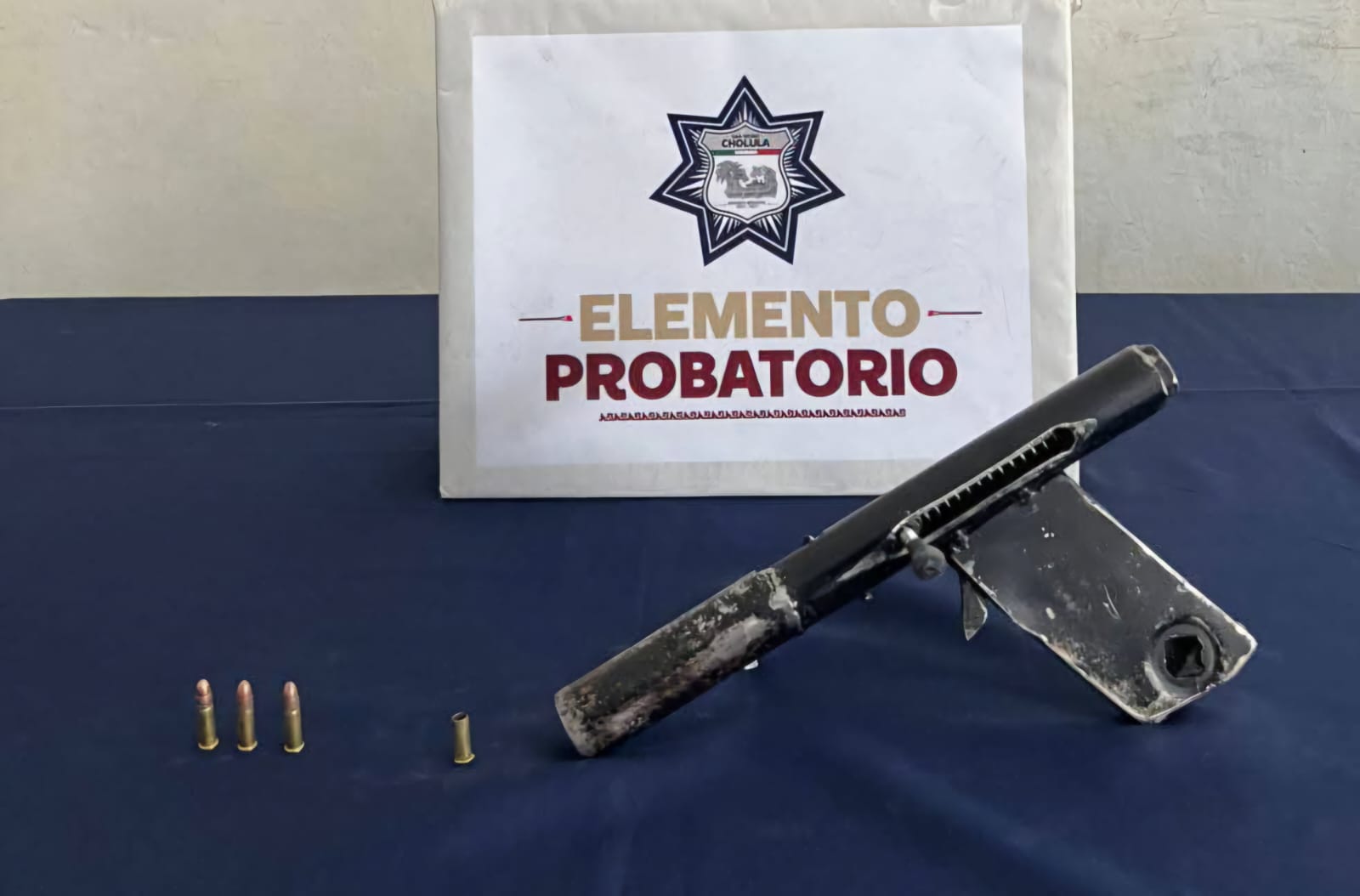 Aseguran a sujeto tras agresión armada contra policías en Santiago Momoxpan