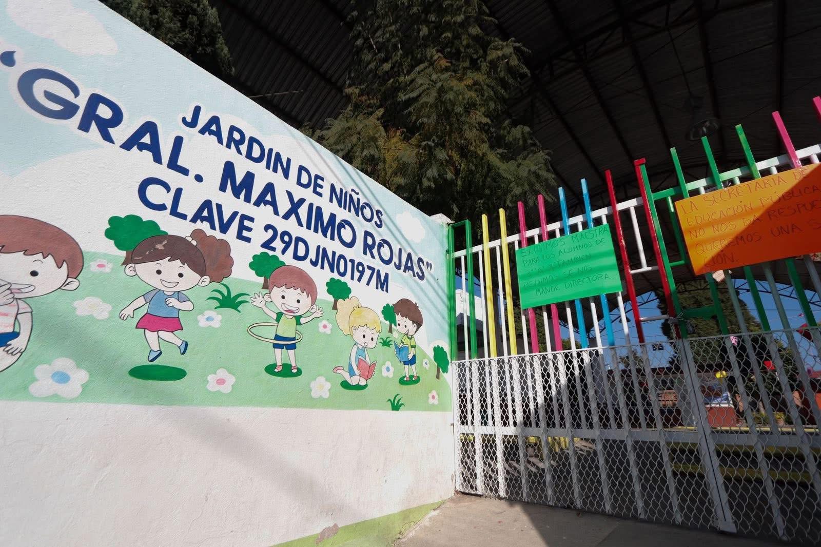 Padres cierran kínder en San Luis Teolocholco por falta de maestros en Tlaxcala