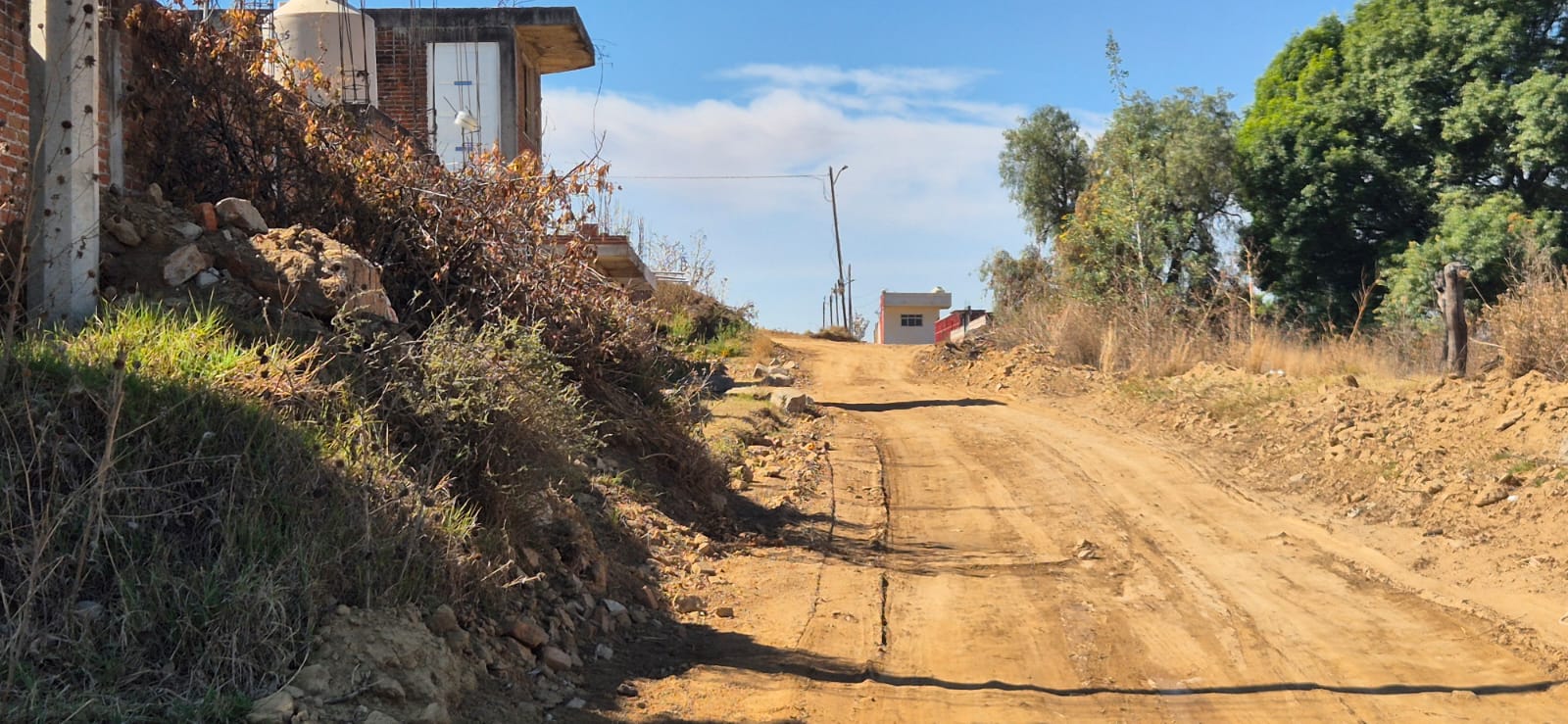 Armando Aguirre entrega infraestructura con inversión superior a 3.5 mdp en San Francisco Ocotlán 