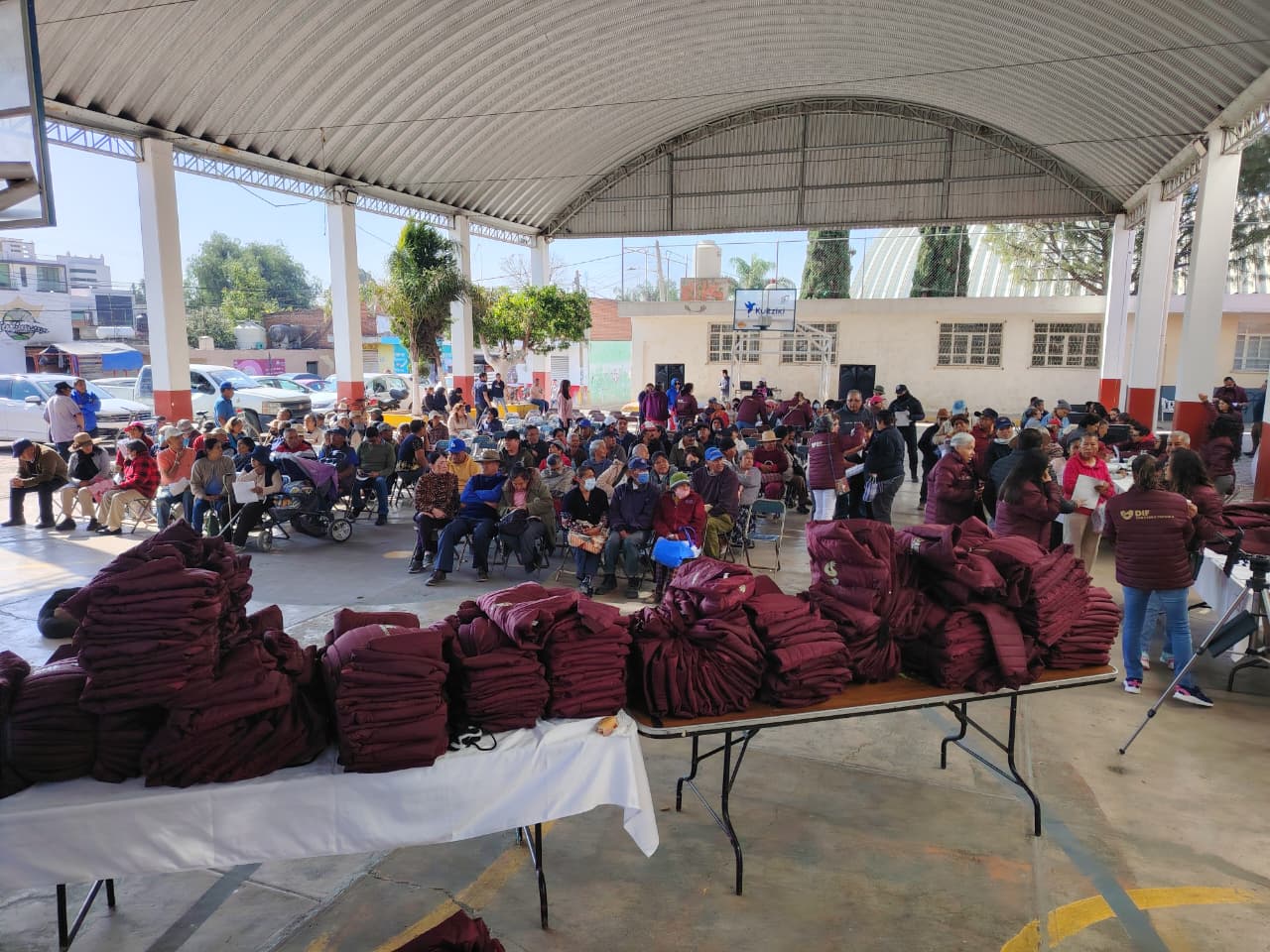 El programa “Abrigando Cholula” continúa llegando a todas las juntas auxiliares