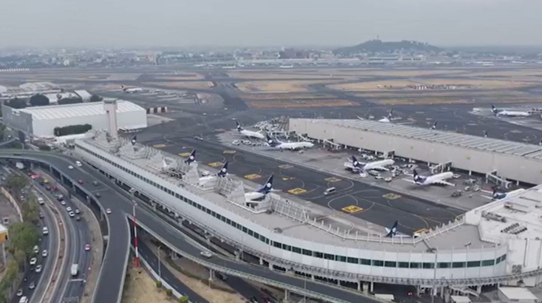 Nuevo estacionamiento del AICM con transporte gratis: así funciona el apoyo