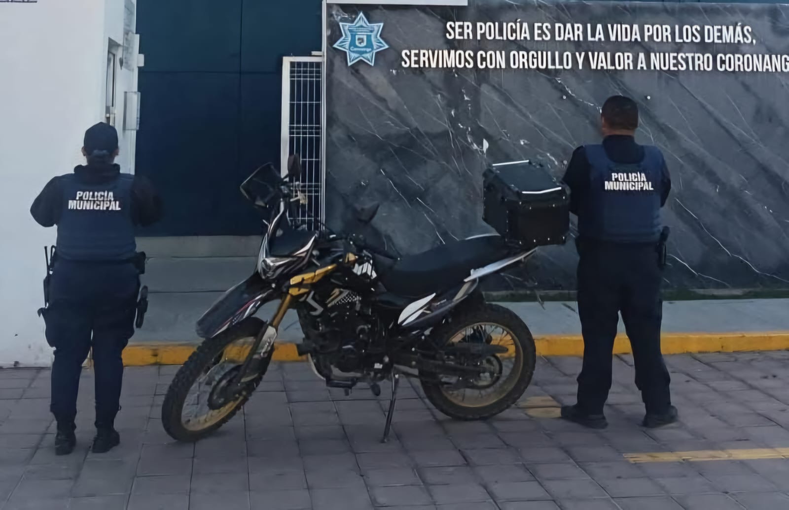 Recupera Policía Municipal de Coronango motocicleta con reporte de robo