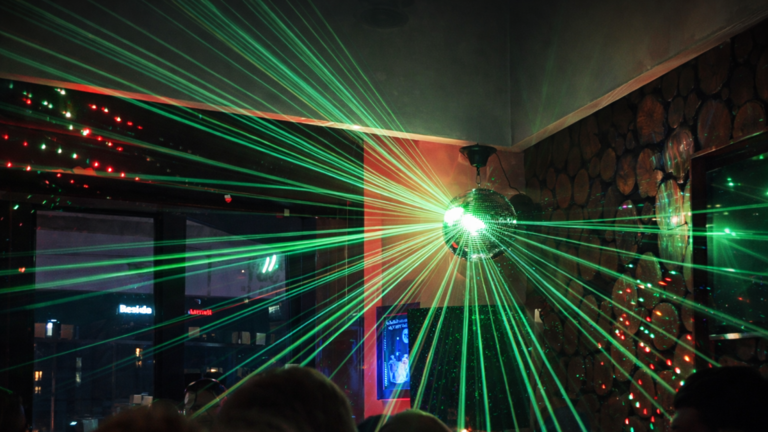 El juguete que parece inofensivo y puede dejar secuelas en la vista infantil