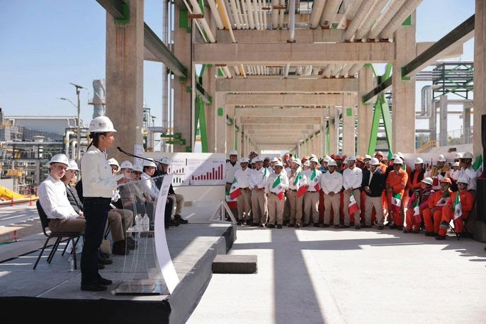 Pemex recupera su capacidad de refinación tras modernización de Tula: Sheinbaum