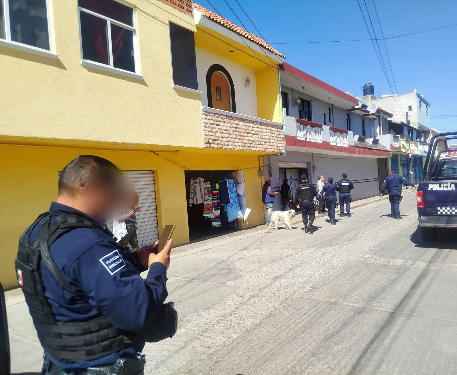 Irrumpen armados en vivienda de Chiautempan; golpean a víctimas y roban efectivo