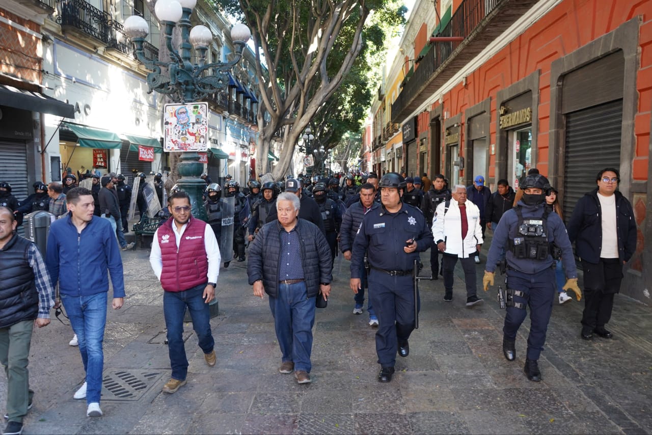 Ayuntamiento de Puebla retira comercio popular del Corredor 5 de Mayo tras temporada decembrina