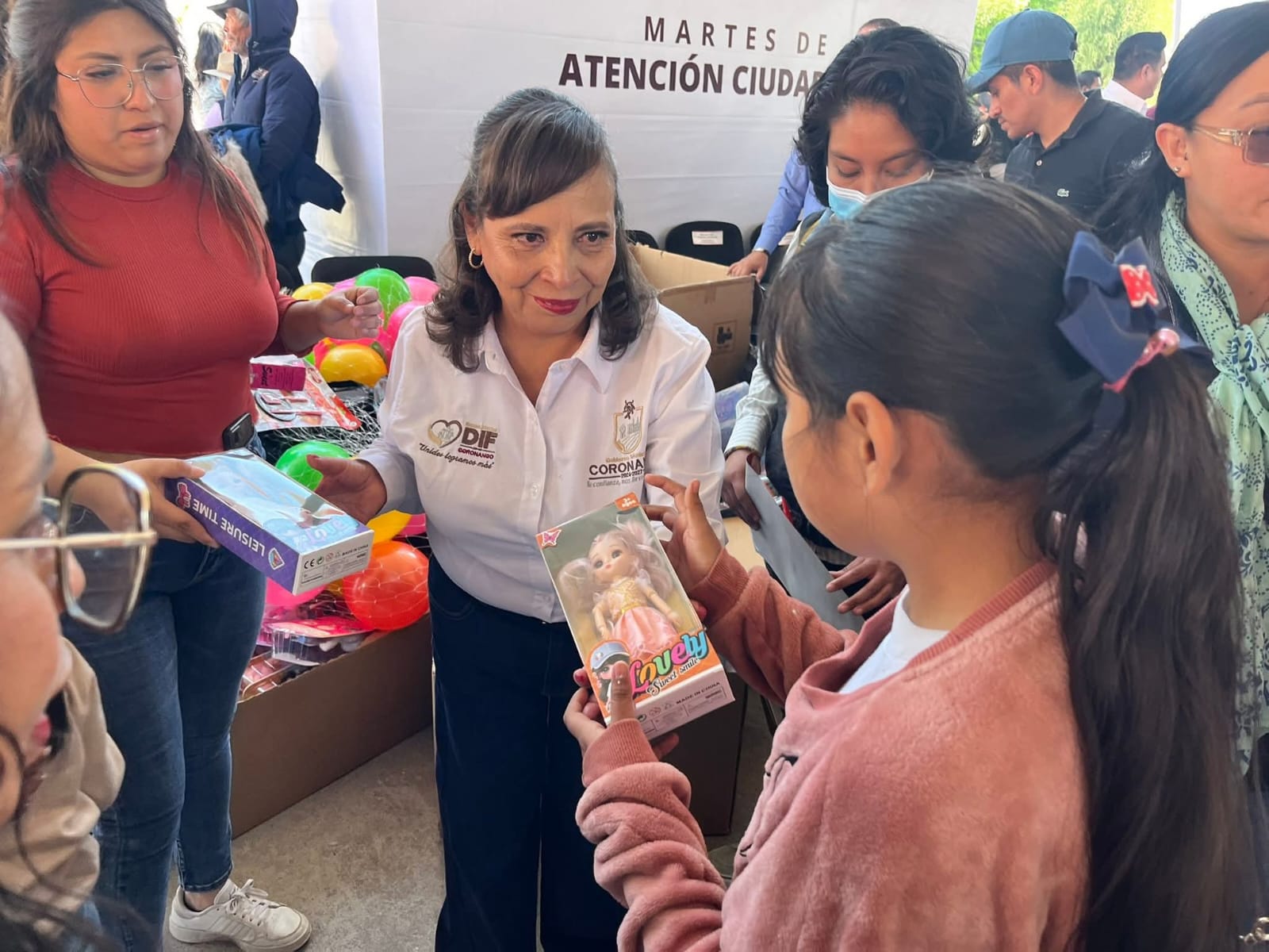 Coronango celebran el Día de Reyes con entrega de juguetes y apoyos a familias del municipio
