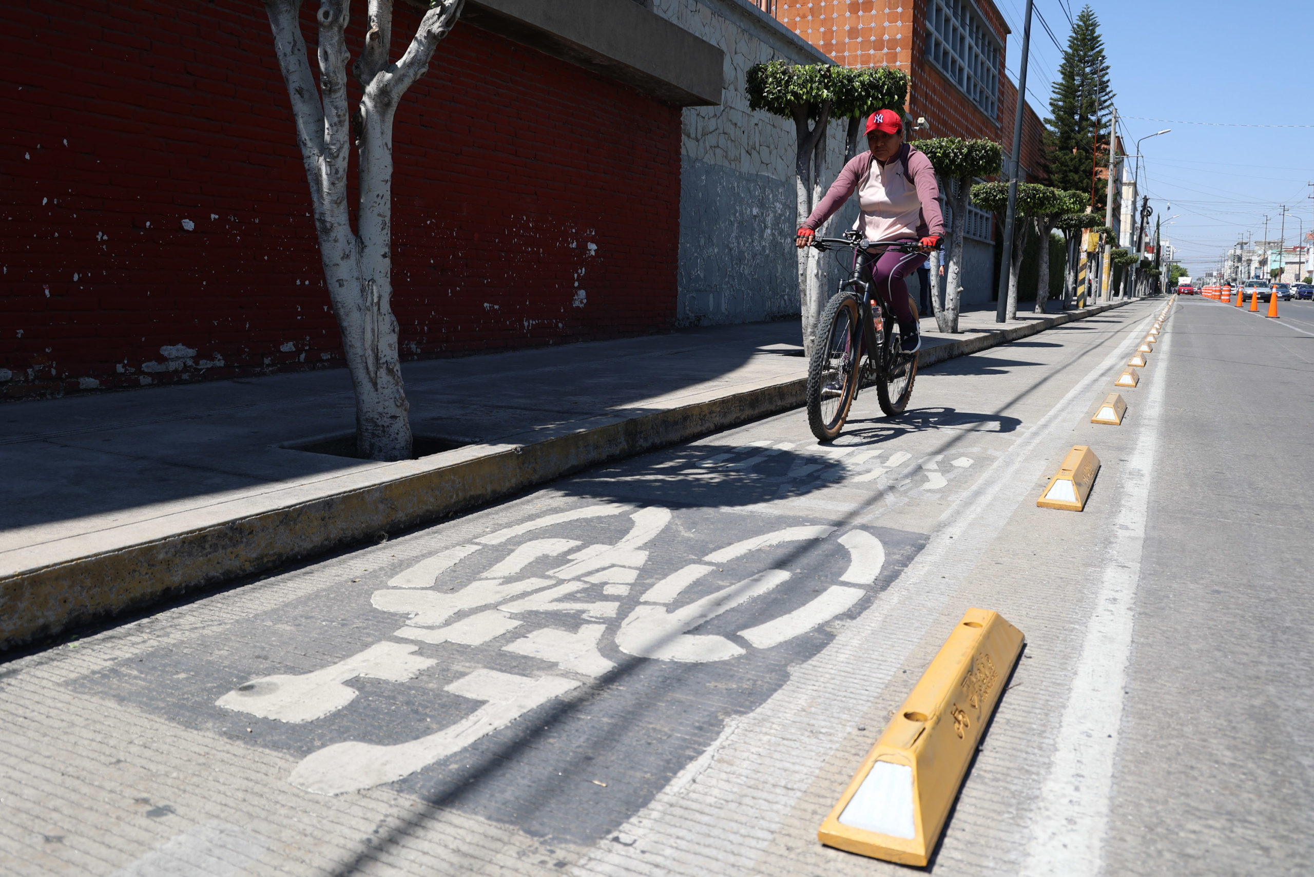Endurecen sanciones por invasión de ciclovías en Puebla para reforzar seguridad vial