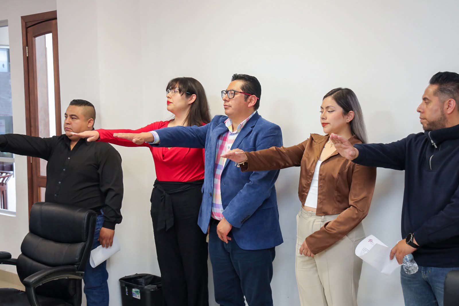 Rinden protesta integrantes del Comité del Carnaval Chiautempan 2026