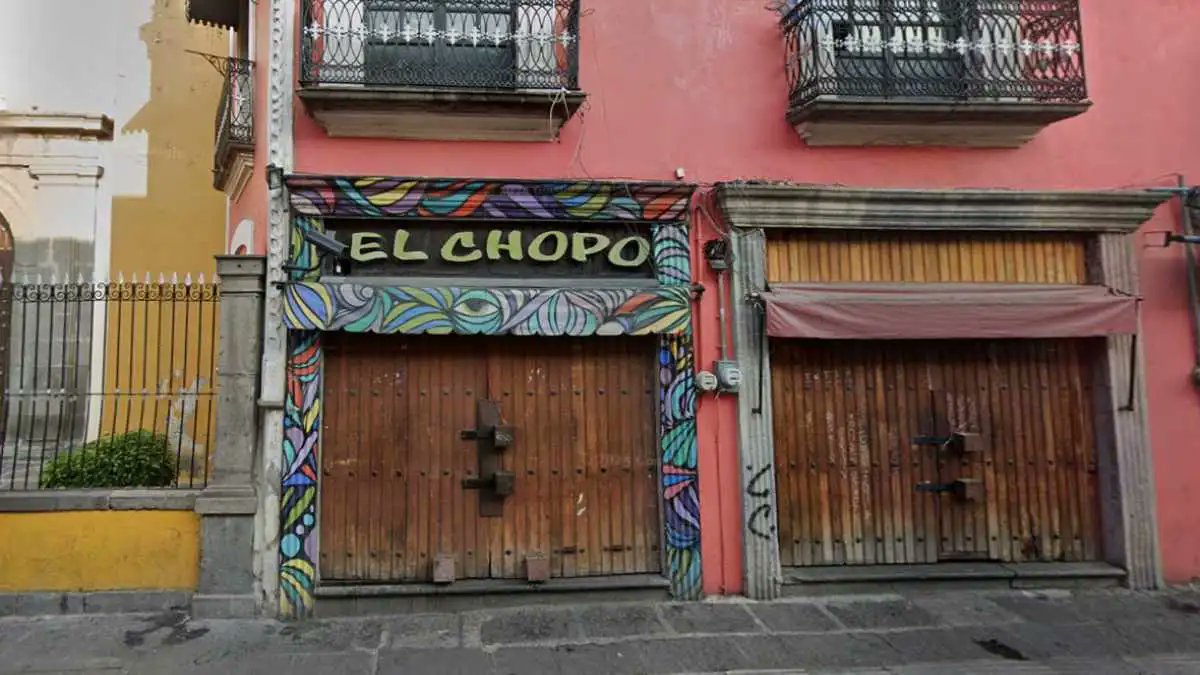 Clausuran tres bares en Puebla tras inspecciones; refuerzan operativos en vía pública