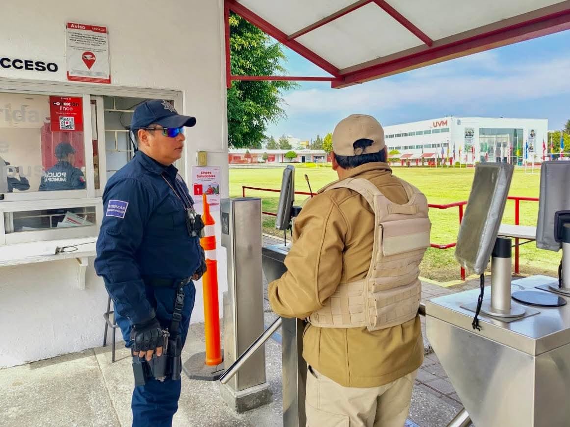 Refuerzan estrategia de seguridad en universidades de Puebla mediante trabajo coordinado