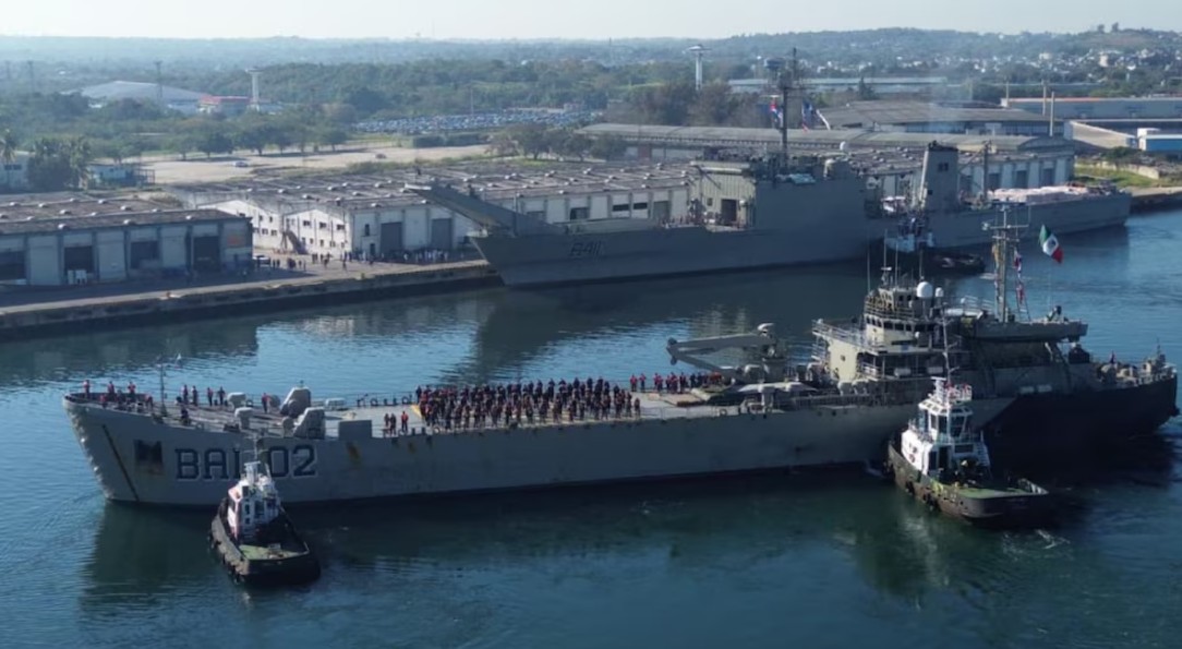 Sheinbaum descarta combustible, pero mantiene apoyo humanitario