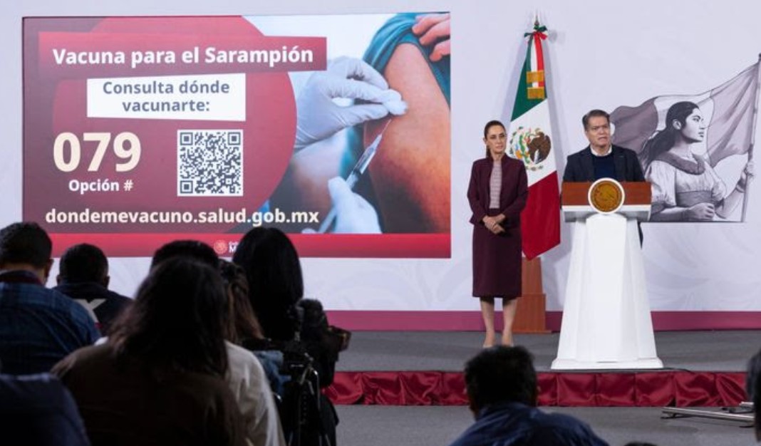 Sheinbaum fija meta histórica de vacunación semanal