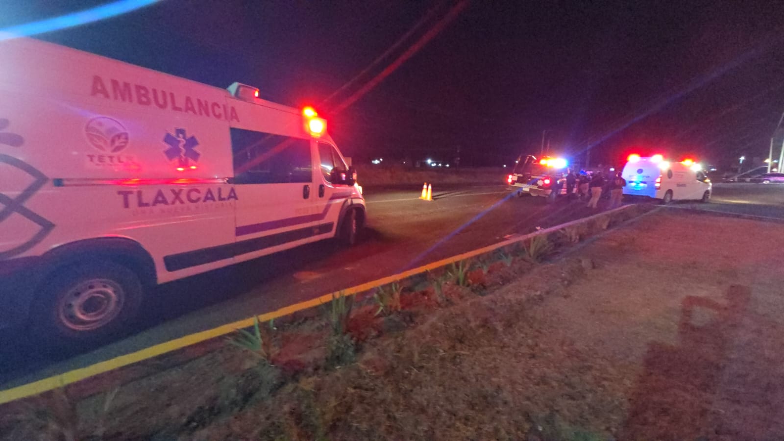 Muere hombre atropellado en la Apizaco–Tlaxco; aseguran combi de ATAH y detienen al conductor