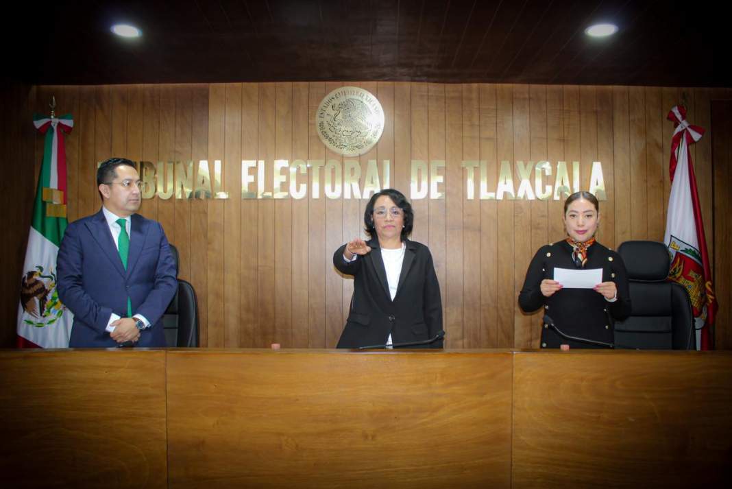 Esther Terova Cote asume la presidencia del TET y marca nuevo rumbo