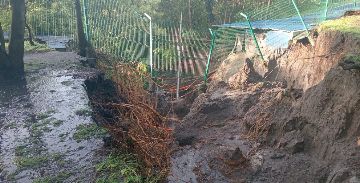 Zona afectada del Parque Metropolitano tras las lluvias en Puebla.