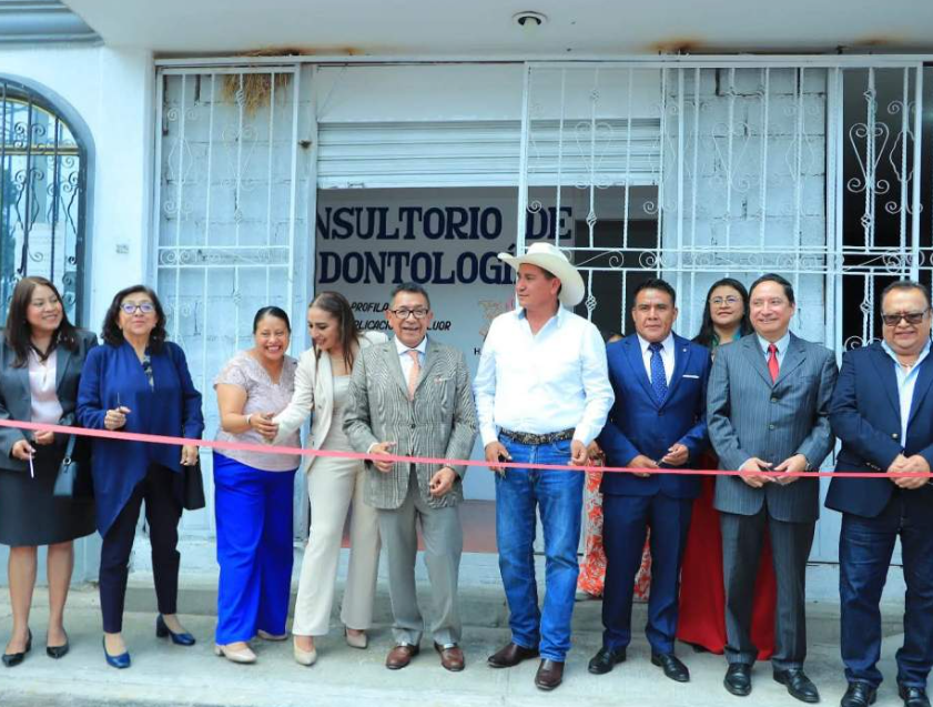 Inauguración de la Casa de Autorrealización de la UATx en Natívitas.