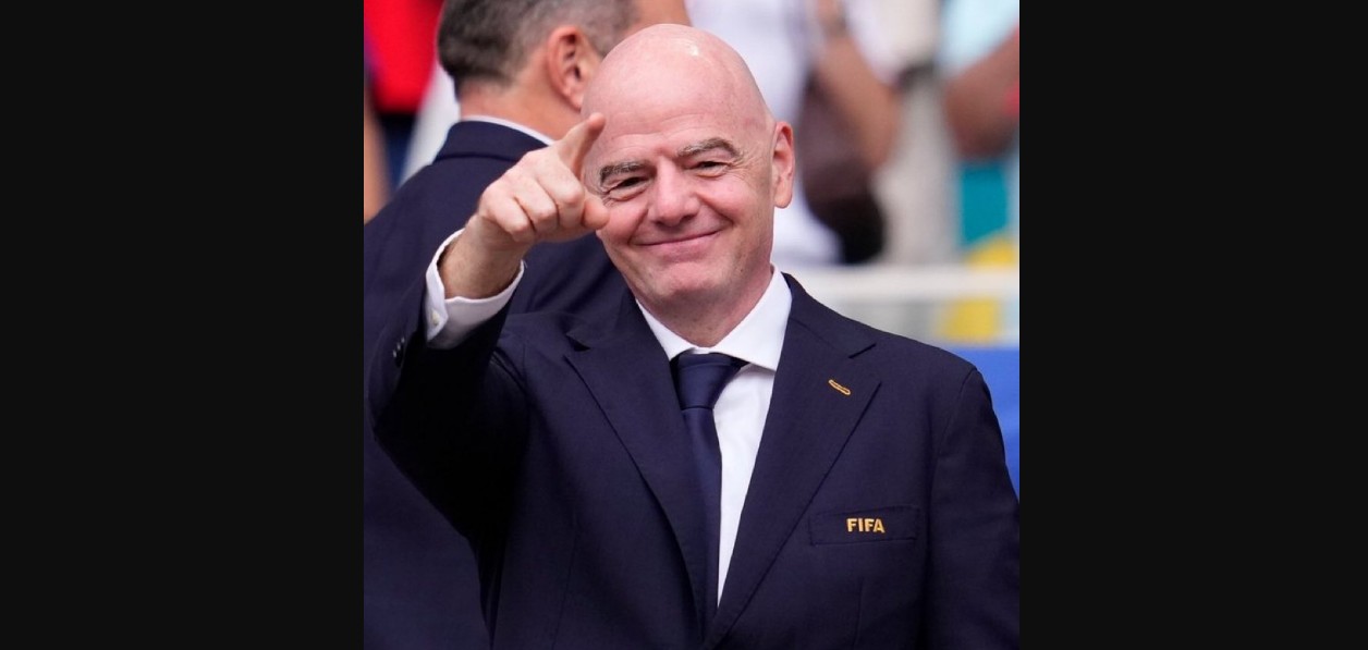 Gianni Infantino durante una conferencia de la FIFA.
