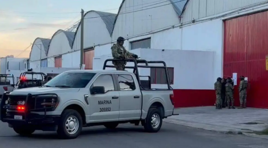 Elementos federales durante un operativo en Tlaxcala.