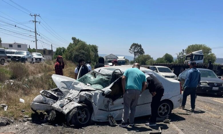 Ambulancia de la Cruz Roja atendiendo una emergencia en Tlaxcala.