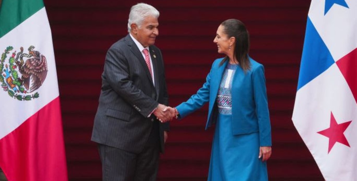 Claudia Sheinbaum y José Raúl Mulino durante encuentro en Palacio Nacional
