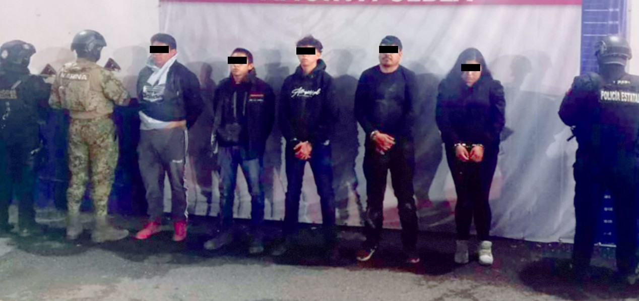 Elementos de seguridad durante un operativo en Tecamachalco.