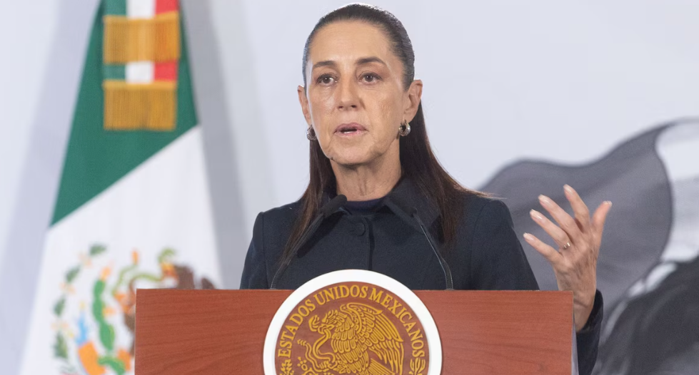 Claudia Sheinbaum durante una conferencia sobre acciones de México ante casos migratorios.