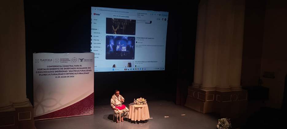 Conferencia sobre justicia intercultural en Tlaxcala.