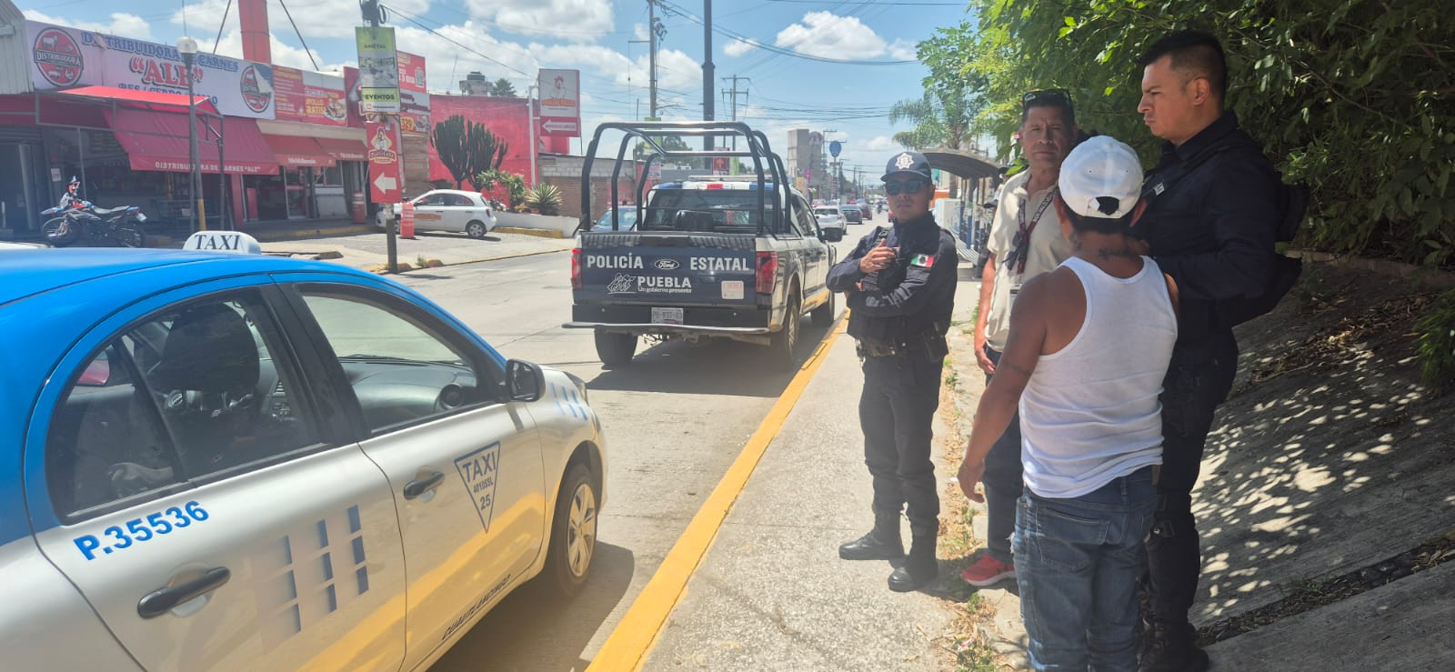 Retira Movilidad y Transporte siete taxis irregulares en Cuautlancingo; van por más