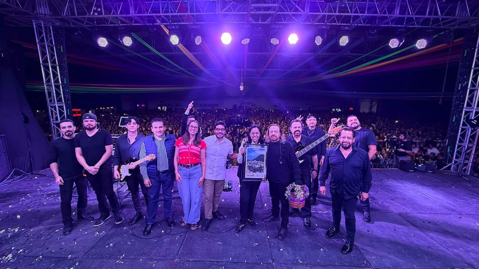 Miles de familias hacen suyo el arranque de la Feria de Atlixco 2026