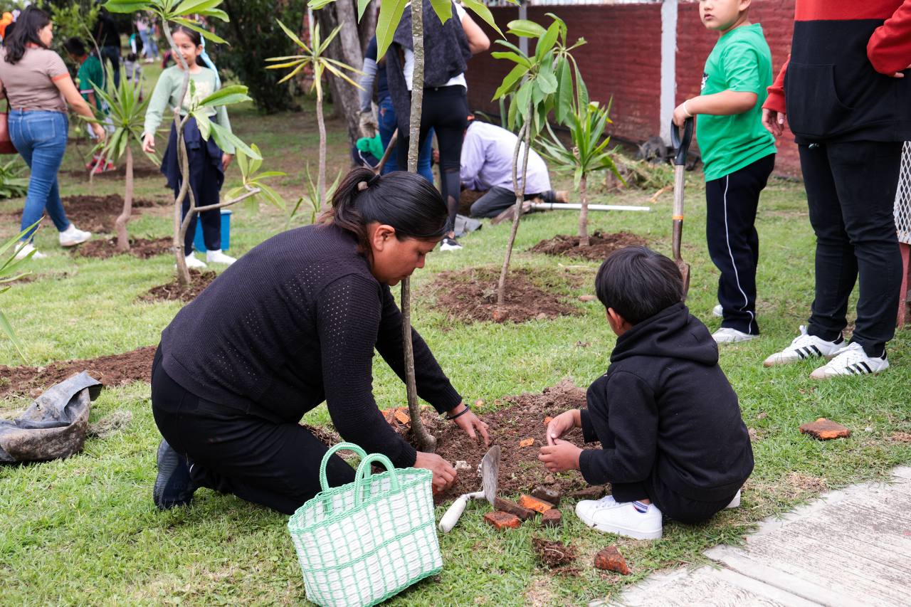 San Andrés Cholula fortalece su compromiso ambiental con nueva jornada de reforestación en San Rafael Comac