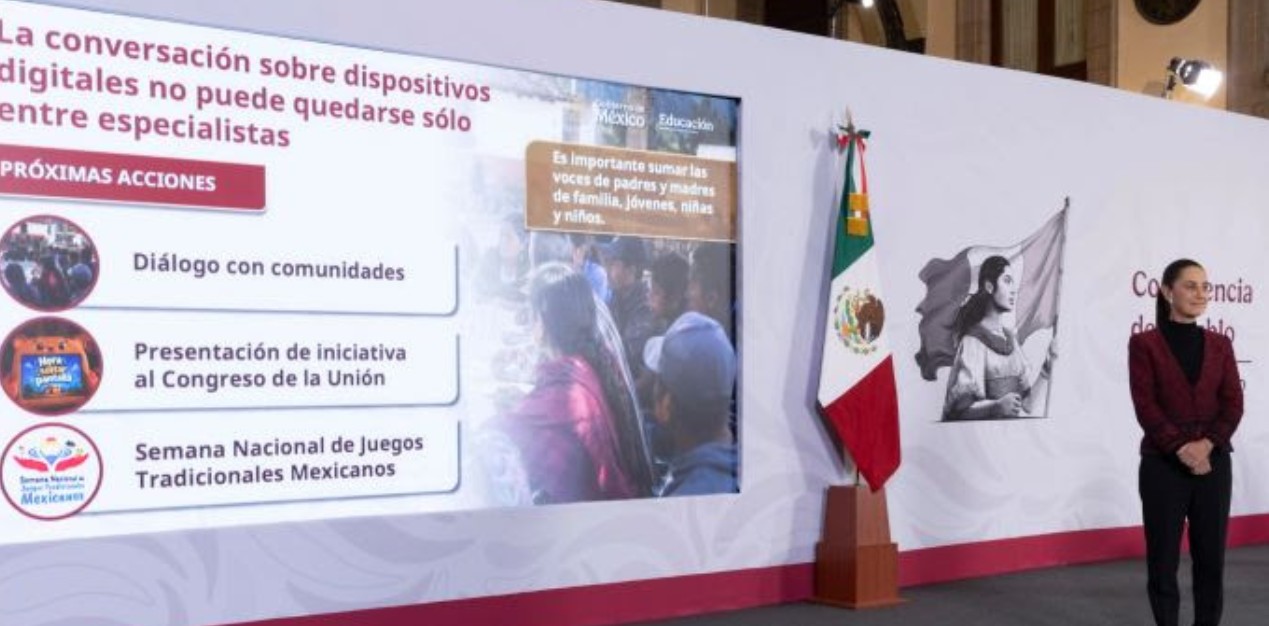 Claudia Sheinbaum durante una conferencia matutina.